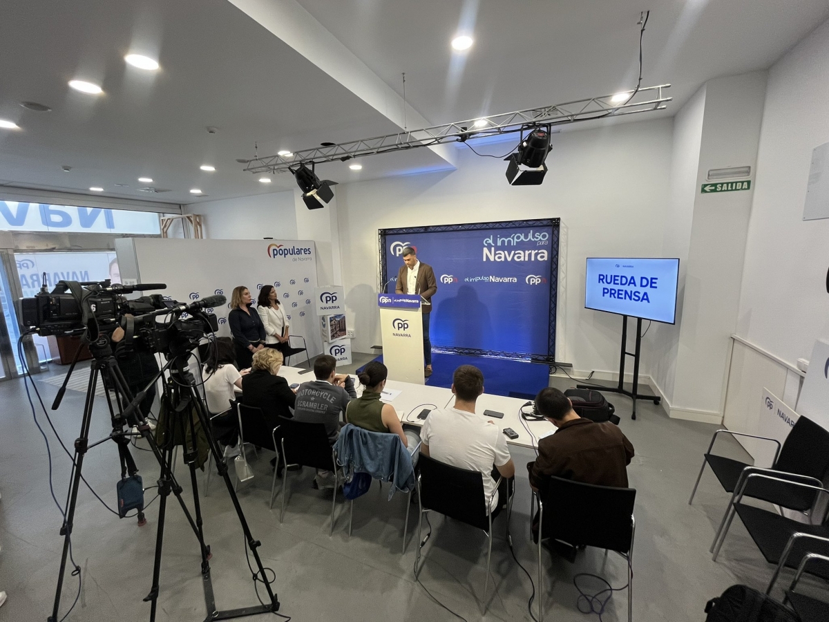 El colectivo de periodistas políticos navarros pide 