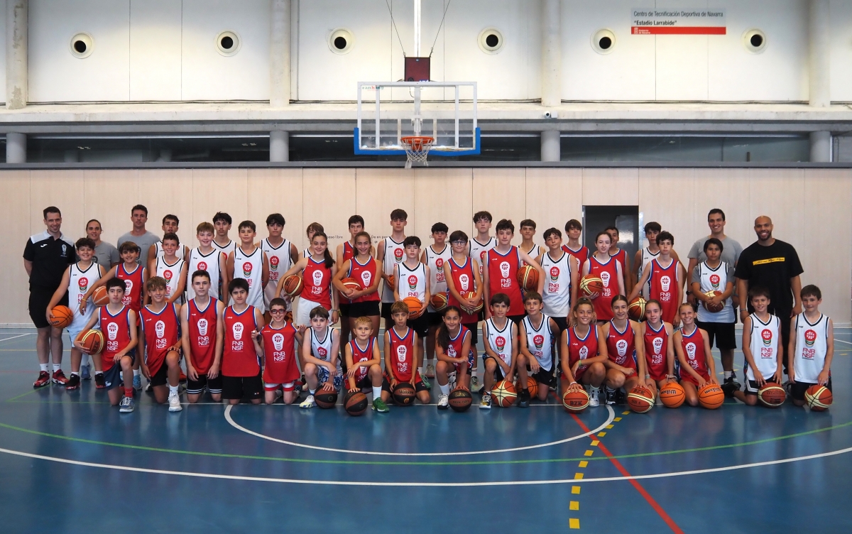 La NBA aterriza en Larrabide con el entrenador Josh Dudley y el Next Level Camp de la Federación Navarra de Baloncesto