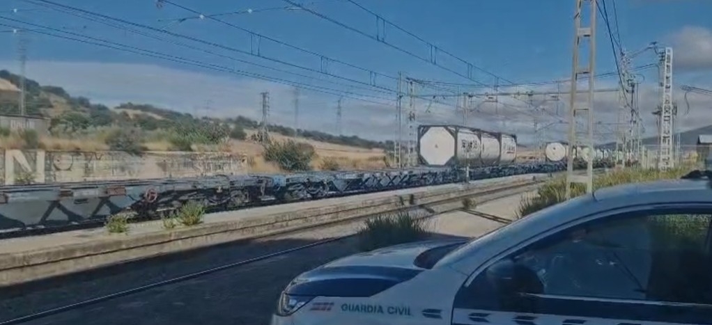 Un tren de mercancías descarrila en Noáin y corta la circulación ferroviaria entre Pamplona y Carrascal