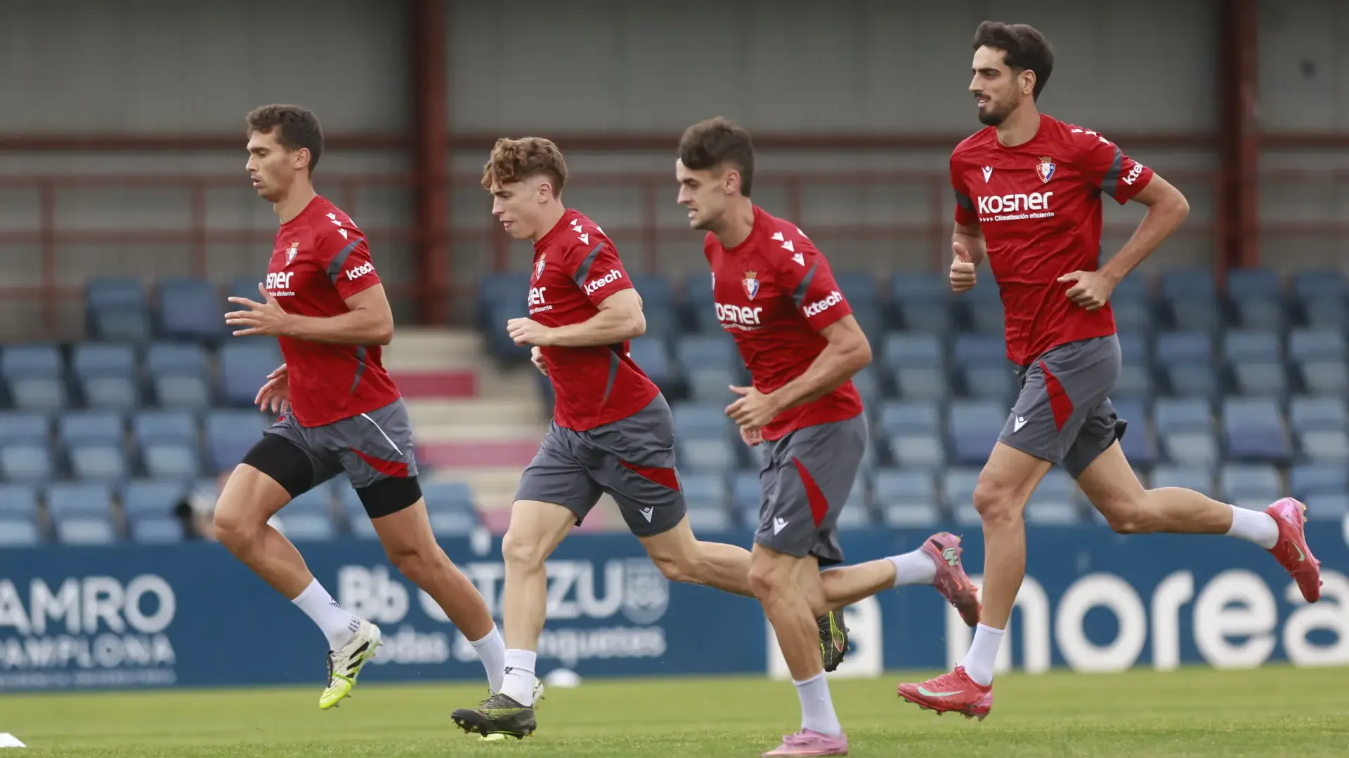 Osasuna regresa al trabajo sin Budimir ni Boyomo, convocados con sus selecciones
