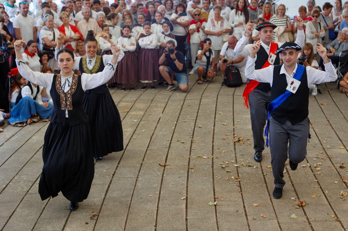 Berriozar cierra sus fiestas con un balance «excepcional» y el regreso multitudinario de la comida popular