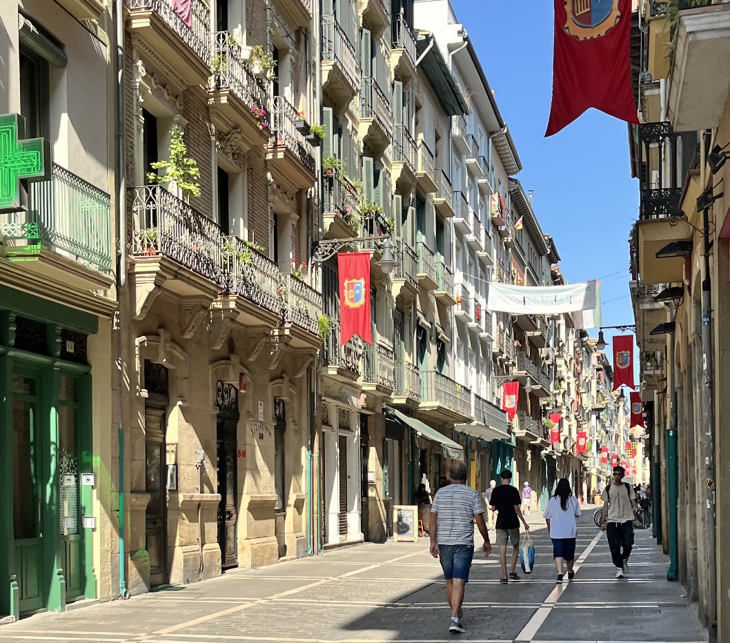 Pamplona y el Colegio de Registradores unen fuerzas para controlar los pisos turísticos