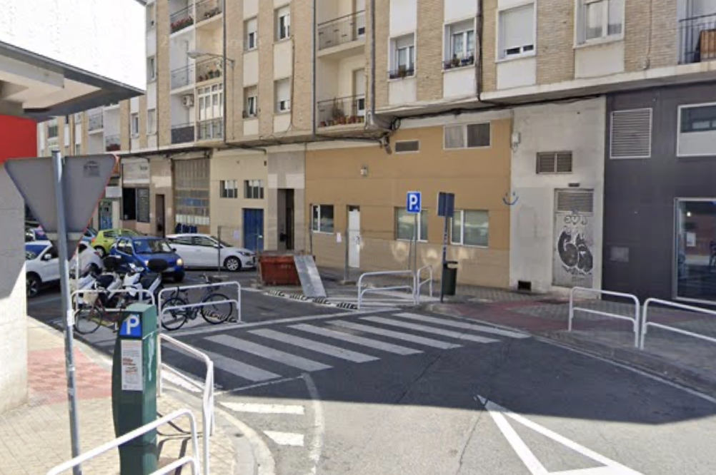 Urbanismo impone cinco multas a la propietaria de la bajera de Azpilagaña y busca vías  “extraordinarias” para desalojo