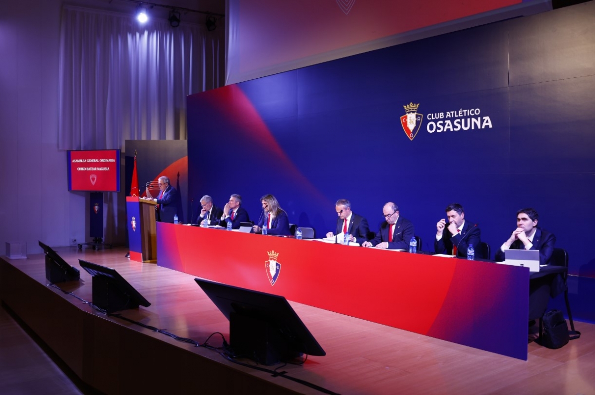 Osasuna detecta errores contables en sus cuentas del ejercicio pasado tras cambiar de auditor