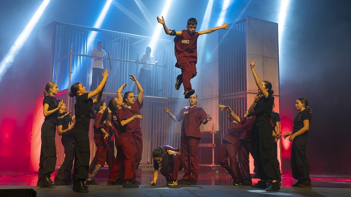 El musical «Itzalpean» recorrerá Navarra con funciones en Tudela, La Morea, Baluarte y la Antigua Estación de Autobuses 