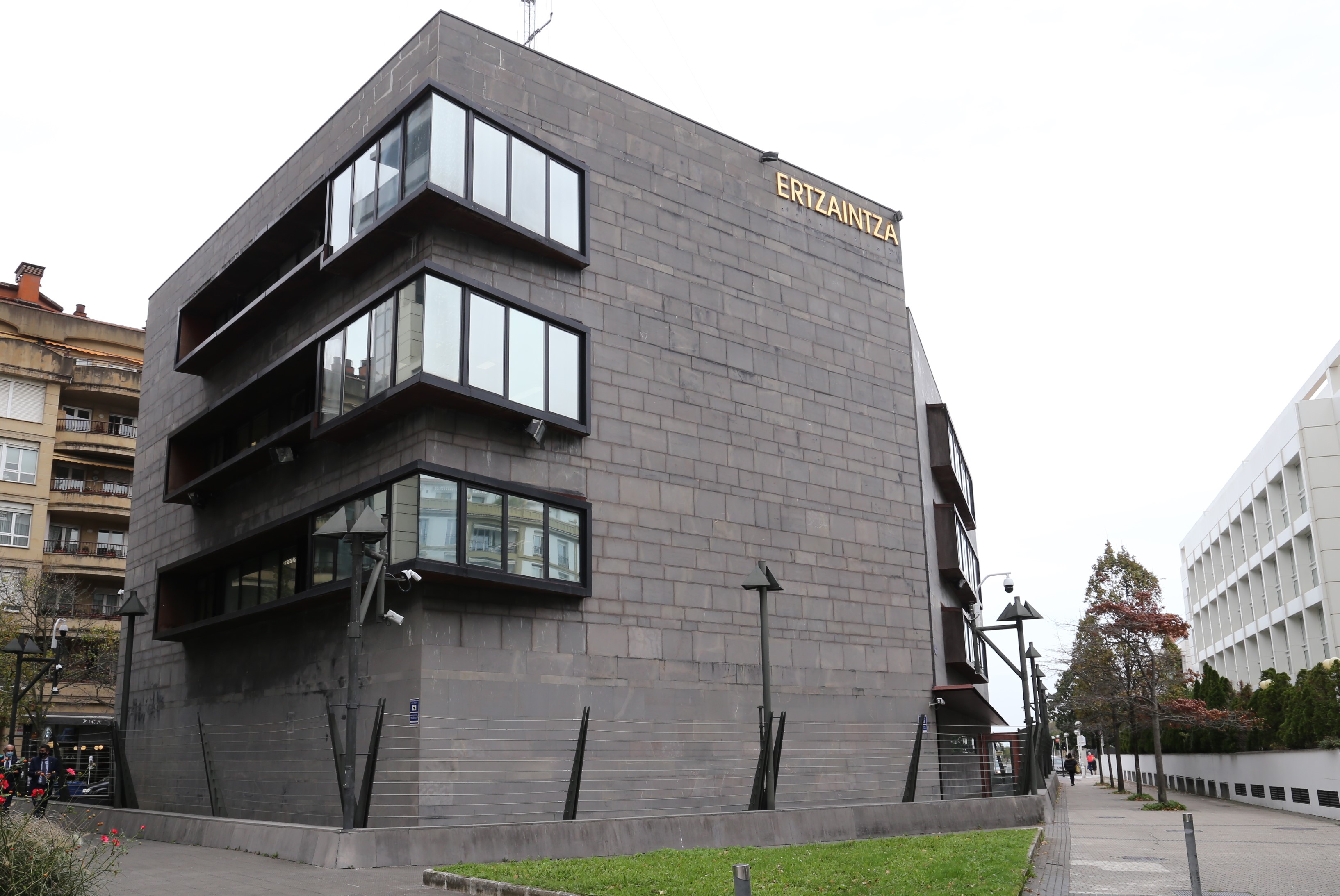 Detenido en Donostia un hombre de 36 años por agredir y retener a su expareja tras quebrantar una orden de alejamiento