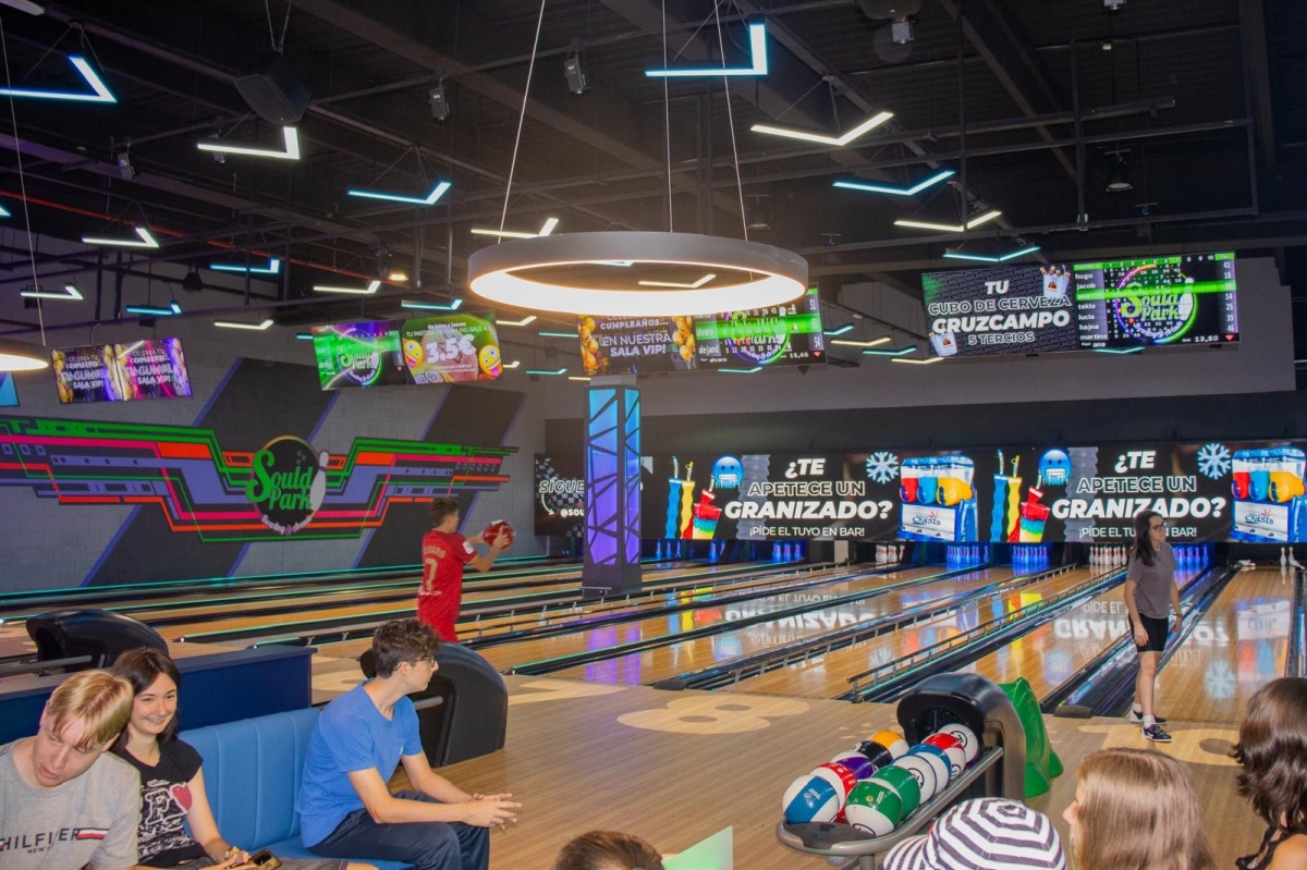 Atalaya de Olaz refuerza su oferta con el japonés Hanazono y Sould Park Bowling en su avance de consolidación