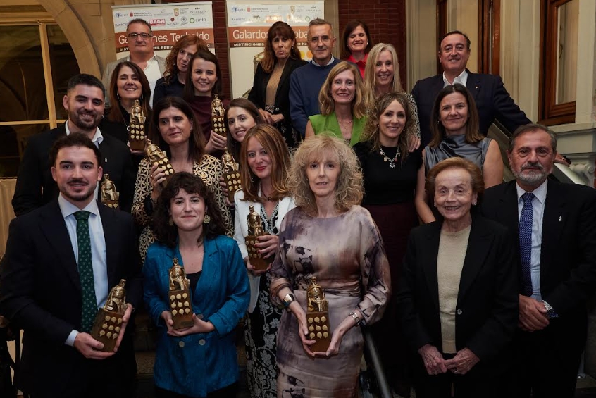 Los Premios Teobaldo 2025 reconocen la excelencia y el compromiso social y humano del periodismo navarro