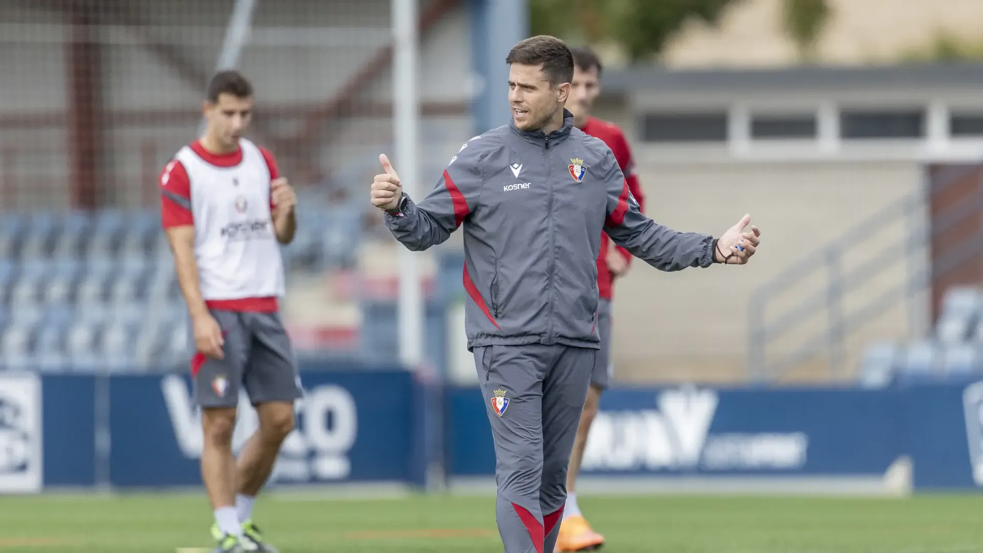 Osasuna afronta la visita del Celta con veinte jugadores y las bajas de Aimar Oroz y Rosier