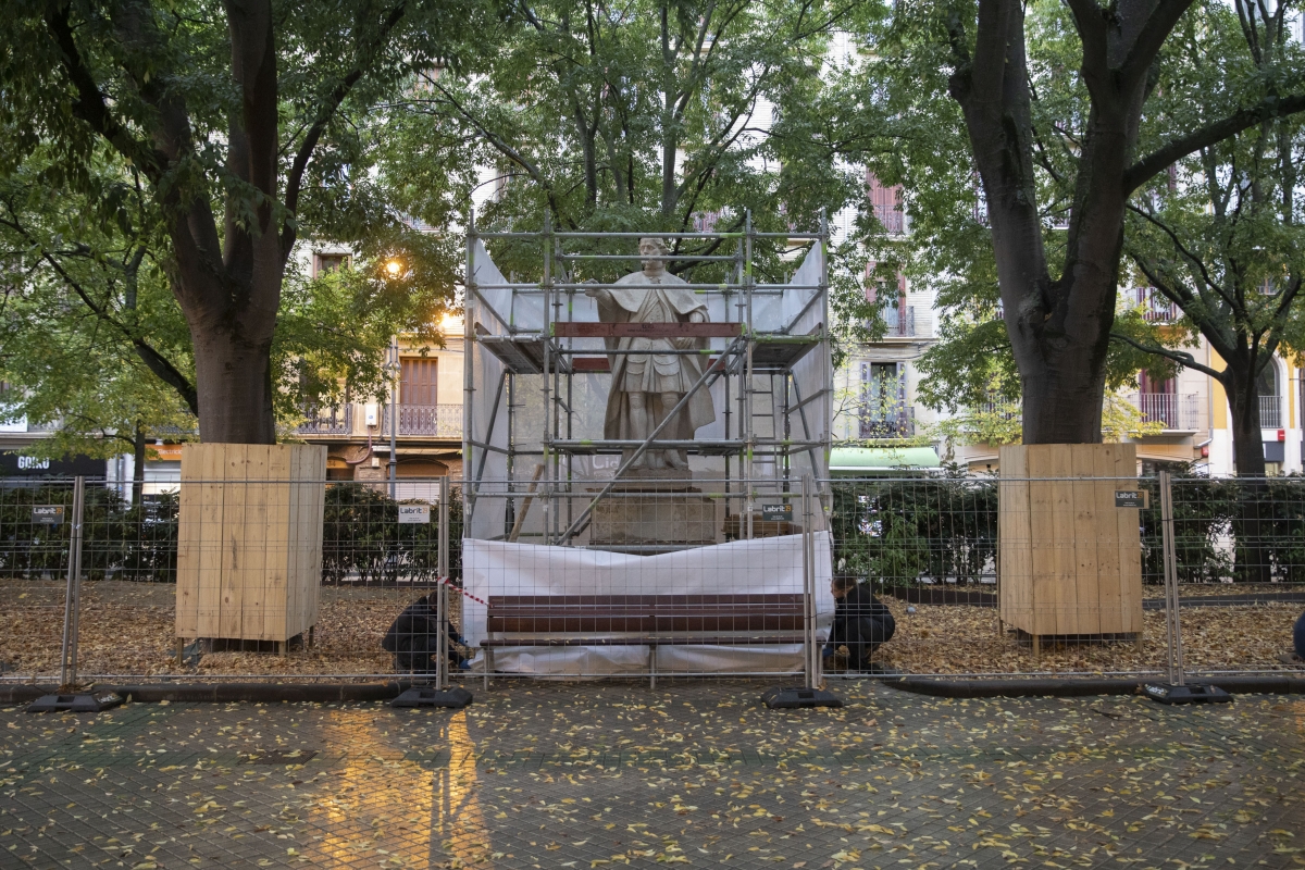 Las estatuas de los Reyes de Navarra se trasladarán en noviembre desde el paseo de Sarasate al parque de la Taconera