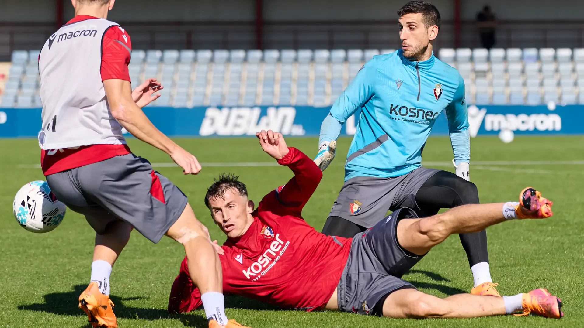 Aimar Oroz regresa al trabajo con el grupo