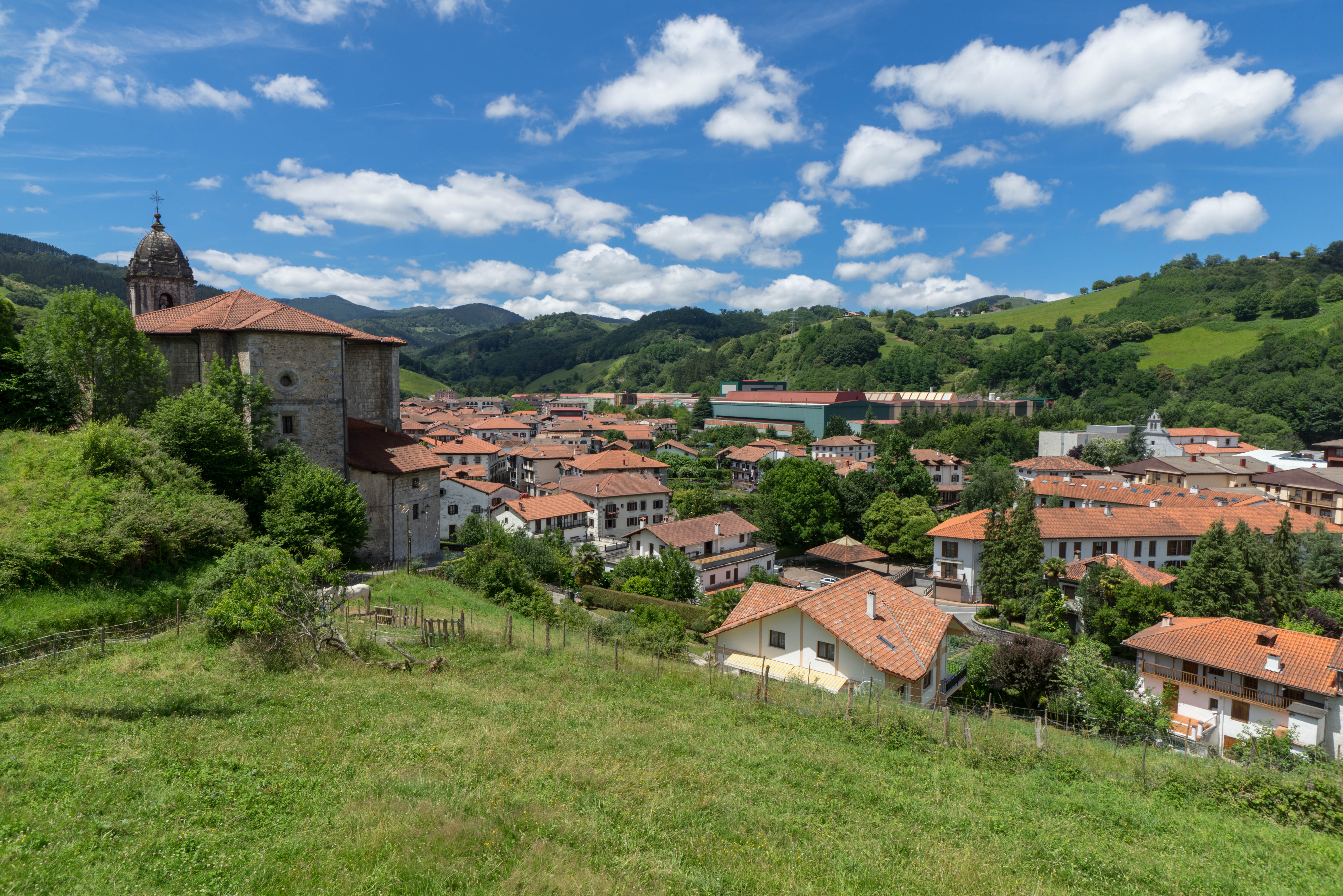 Octubre fue un mes muy cálido y seco en Navarra, con un descenso notable en las reservas de los embalses
