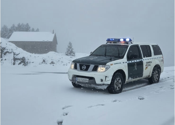 La nieve llega a Belagua, donde es obligatorio el uso de cadenas o neumáticos de invierno