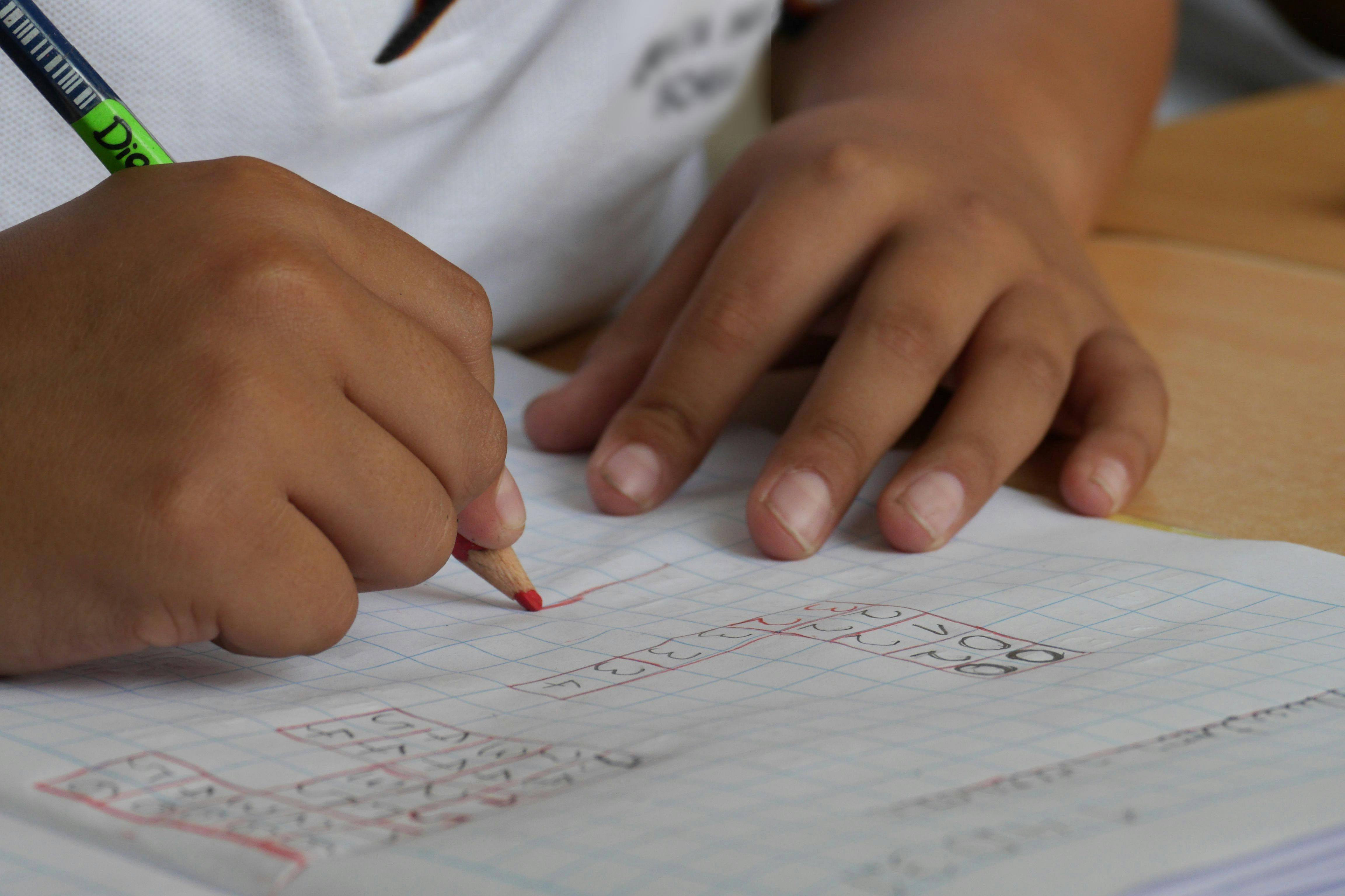 La Plataforma en Defensa de la Escuela Pública de La Rioja denuncia el avance de la privatización educativa
