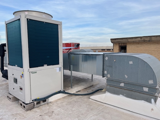 Tudela instala una nueva máquina de climatización en el Centro Cívico de Lourdes por más de 36.000 euros