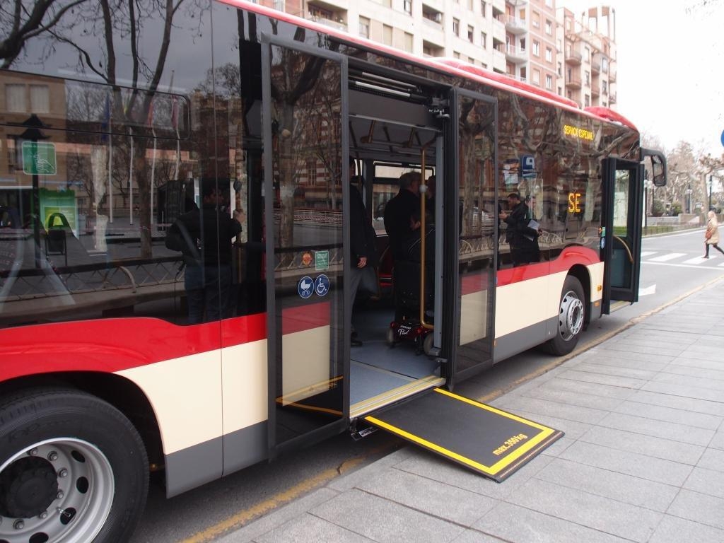 La línea 2 del autobús urbano de Logroño incorpora el pago con tarjeta en todos sus vehículos