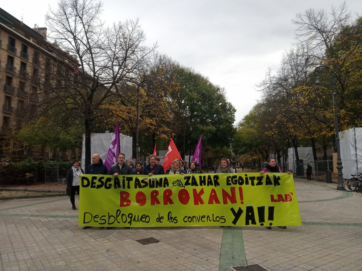 El personal de discapacidad y residencias vuelve a las calles para exigir avances en sus convenios