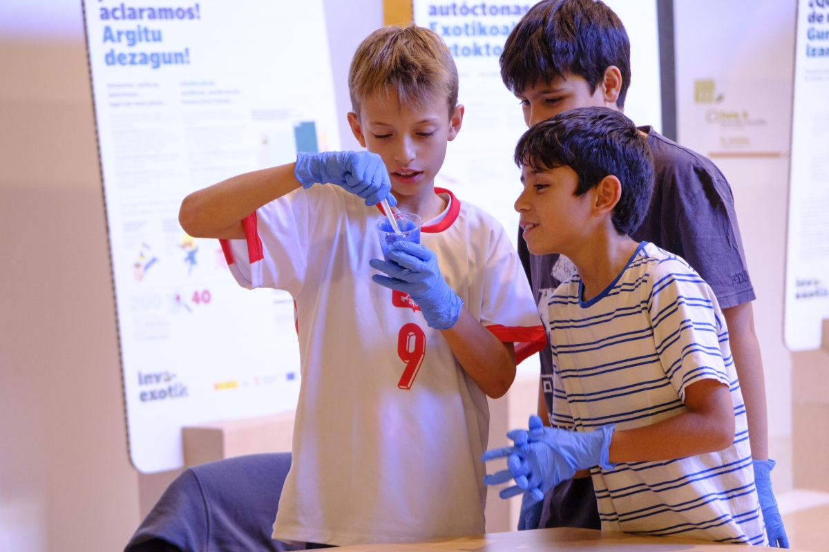 Destacados profesionales STEM visitan Bizilabe para inspirar a jóvenes estudiantes de Pamplona
