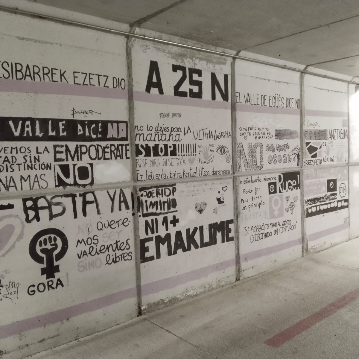 El Valle de Egüés conmemora el 25N con un acto institucional, ofrenda floral y concentración