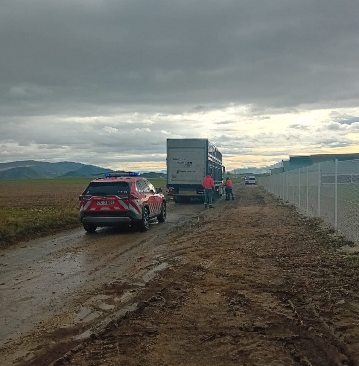 Fallece un trabajador, de 49 años, tras ser atropellado por un camión en un camino rural de Abárzuza
