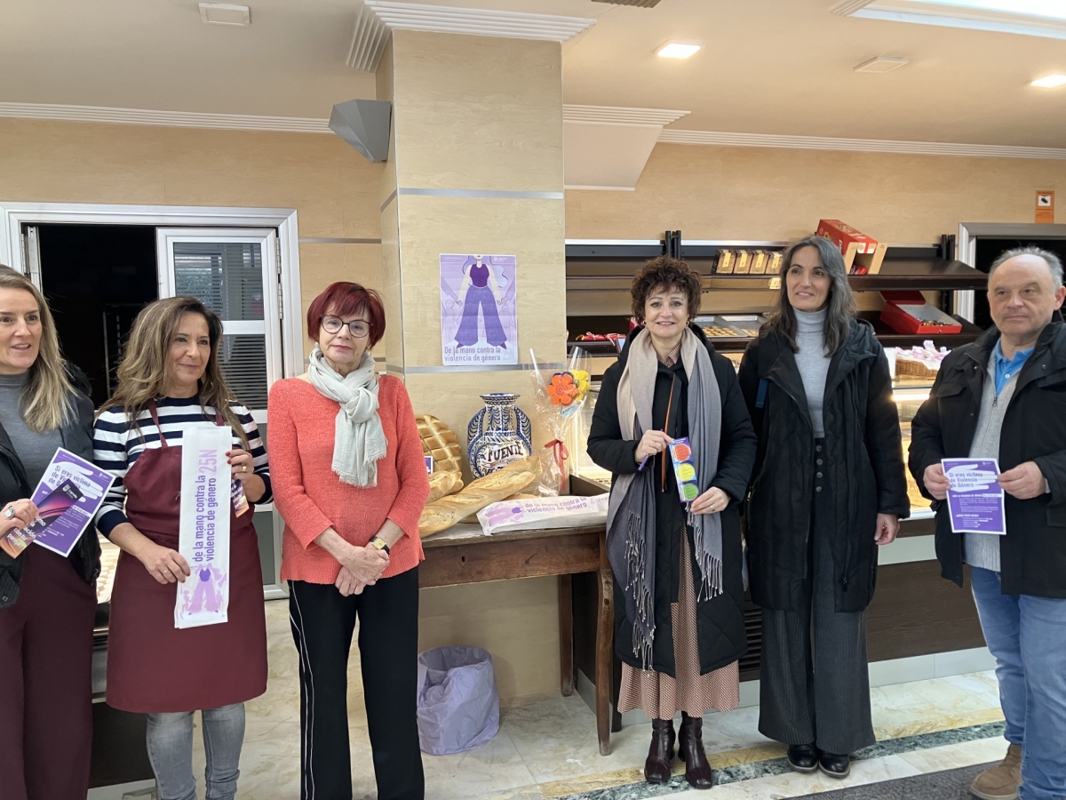 Panaderías artesanas de Logroño se unen al 25N para distribuir información contra la violencia de género