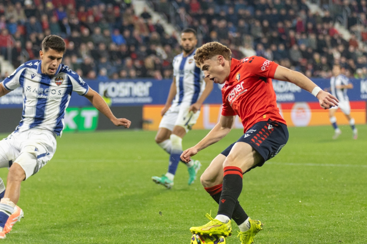 [GALERIA] Las mejores fotos del Osasuna-Levante en El Sadar