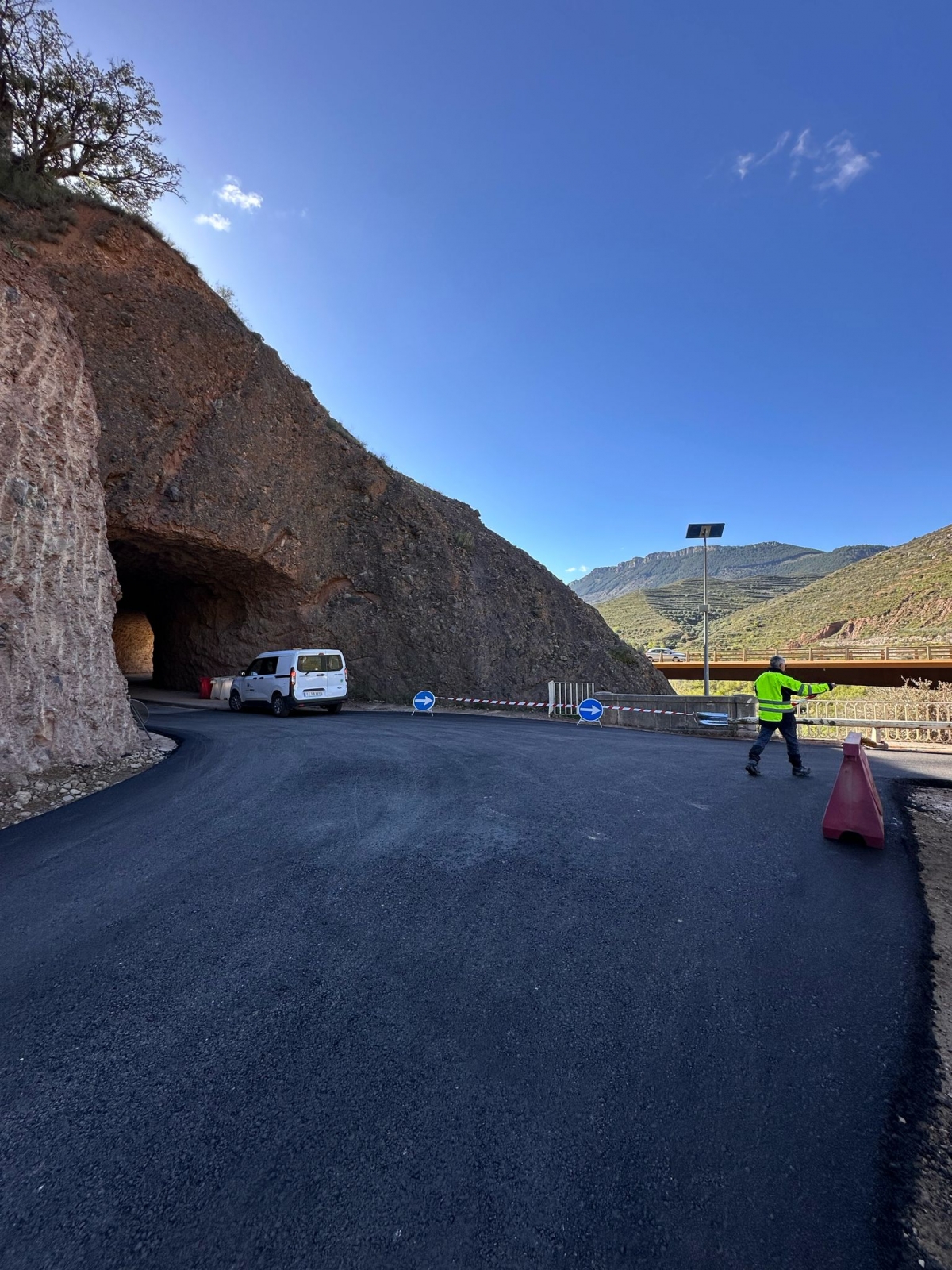 Corte total en el desvío de Arnedillo por obras de mejora del abastecimiento de agua en La Rioja