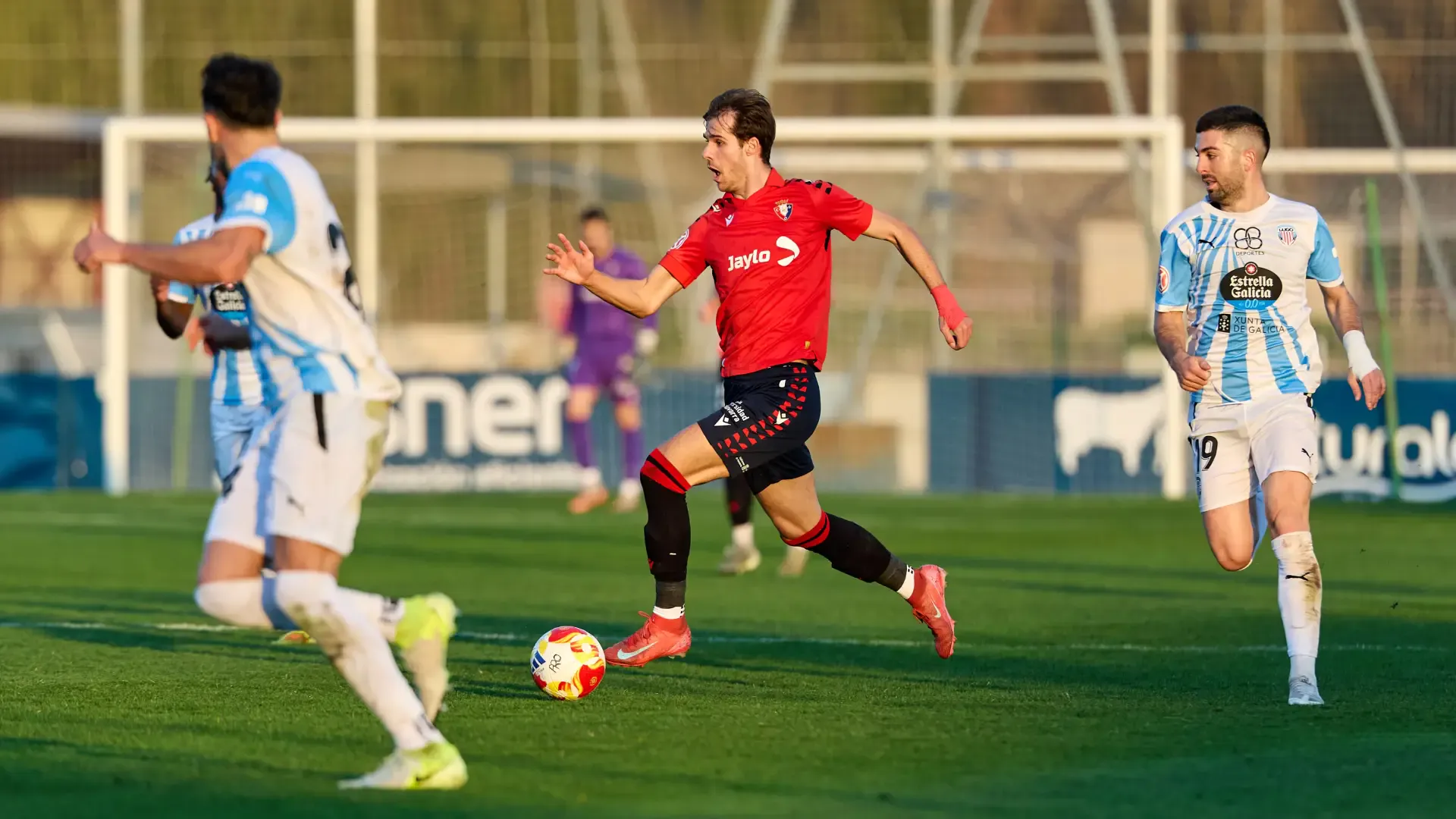 Osasuna Promesas y Lugo empatan sin goles en un partido reñido