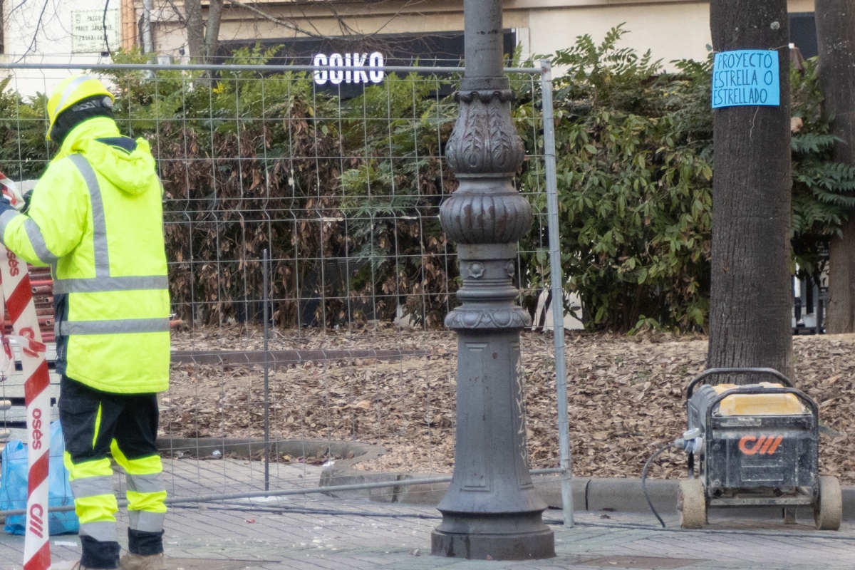 Pamplona prevé cortes y afecciones de tráfico este miércoles por obras, podas y trabajos con grúa