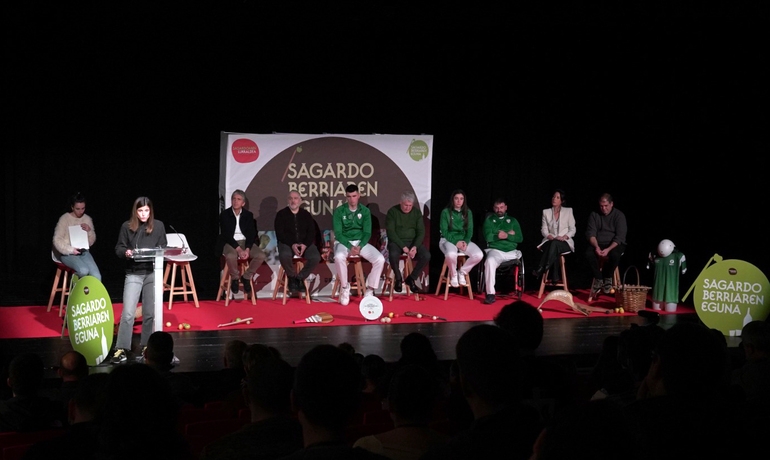 El Gobierno Vasco refuerza su apoyo a Euskal Sagardoa en el inicio de la temporada de sidra en Astigarraga