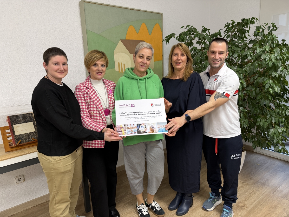 El Club Tenis Pamplona dona 2.020 euros a SARAY tras una jornada deportiva solidaria