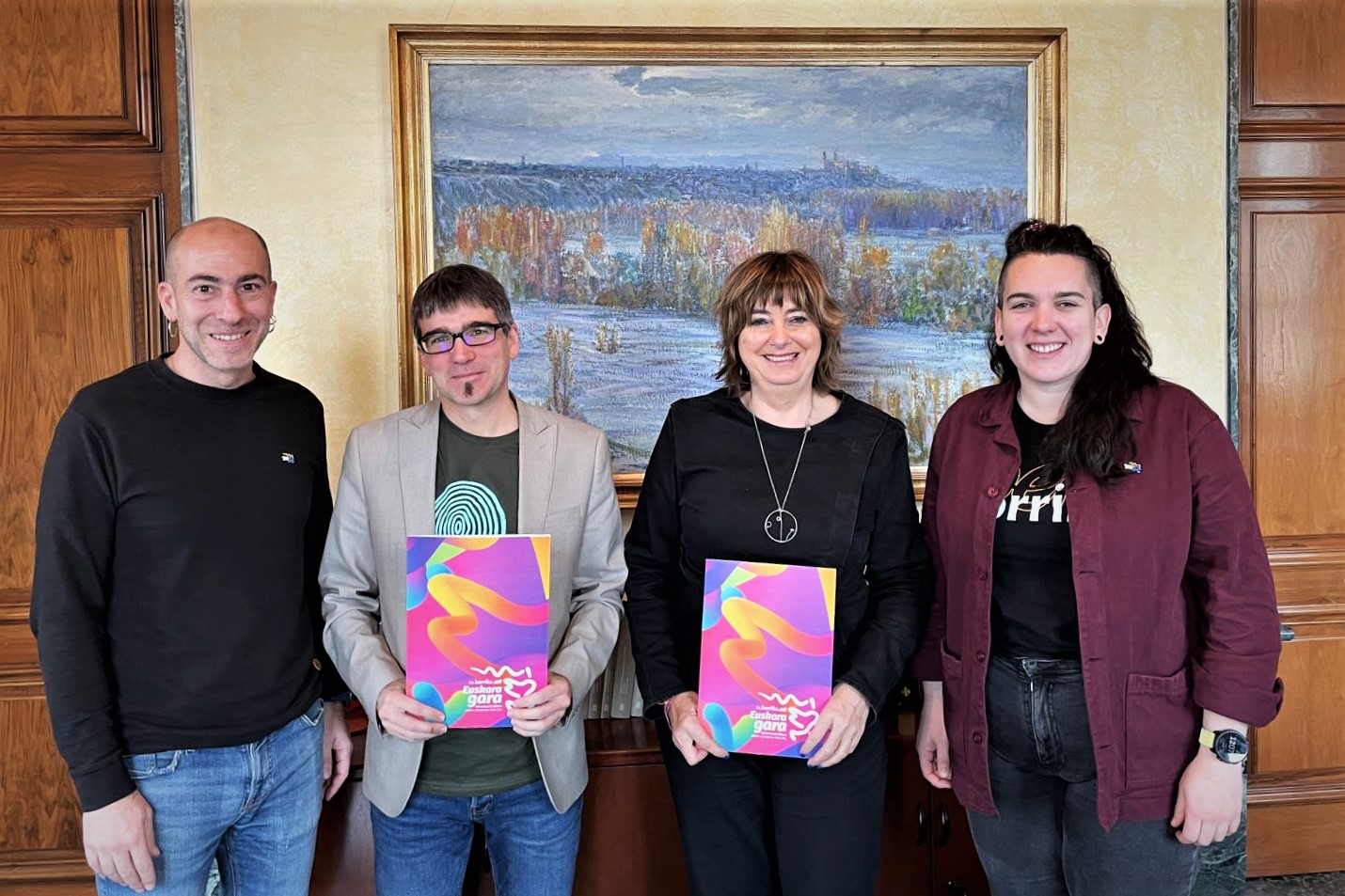 La vicepresidenta Ana Ollo recibe a representantes de AEK para conocer los detalles de la 24ª edición de Korrika