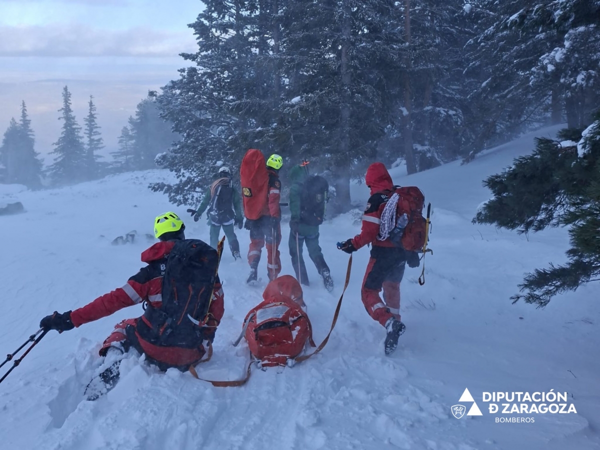 Tres montañeros de Zizur y Pamplona, rescatados tras un alud en el Moncayo