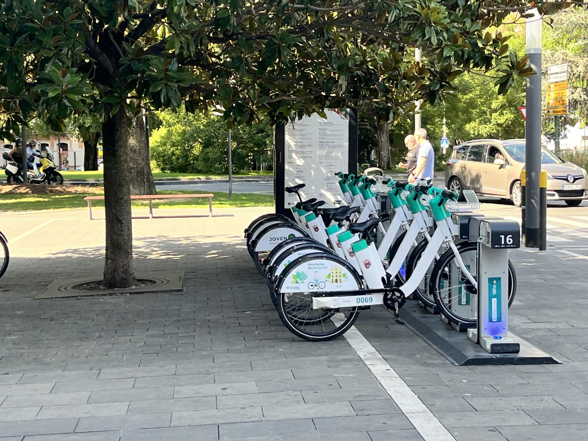 Abaurrea garantiza que Pamplona no devolverá fondos de la UE por el cierre de las bicis mientras UPN alerta del riesgo 