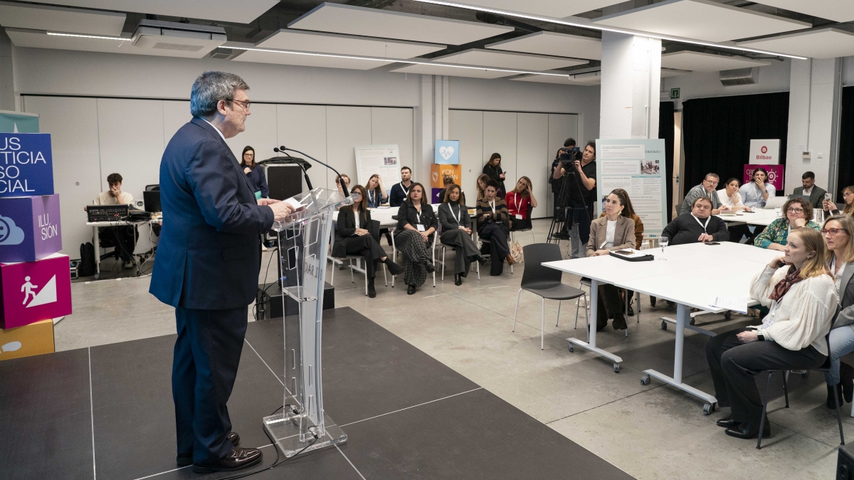 Juan Mari Aburto defiende la participación juvenil en el inicio del tercer Democracy Lab europeo en Bilbao