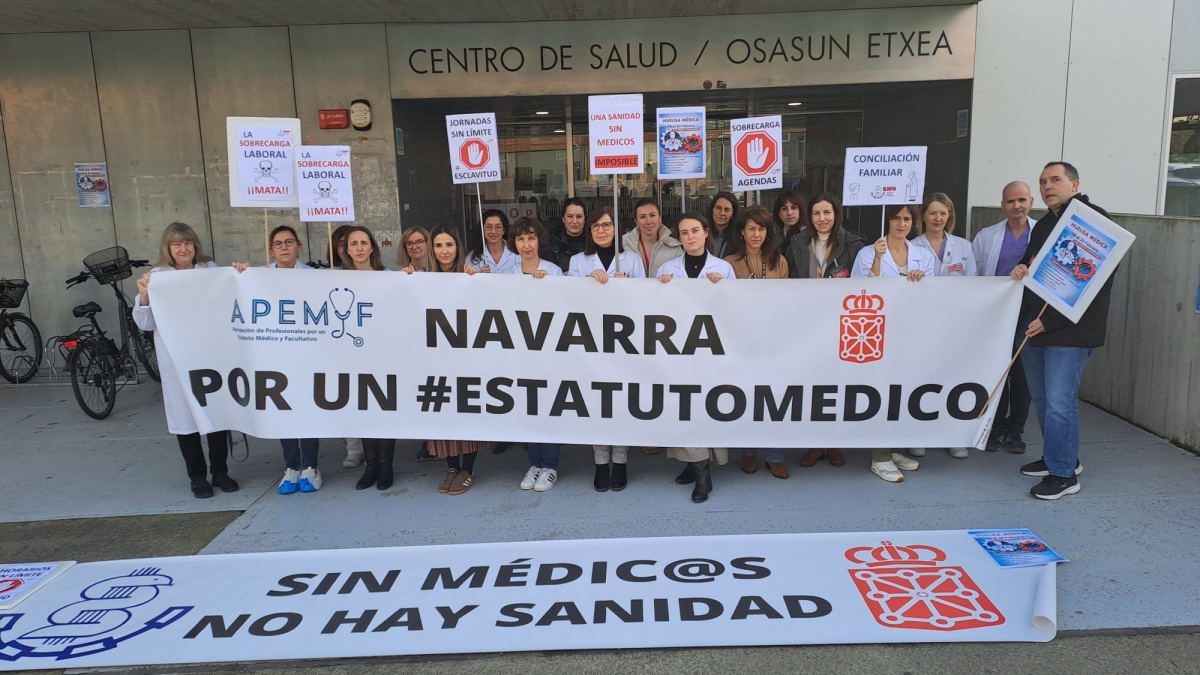 Médicos y facultativos mantienen las protestas en Navarra durante la semana de huelga por un nuevo estatuto médico
