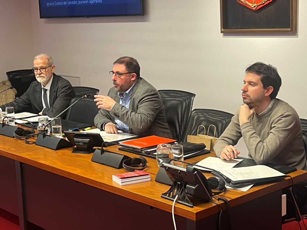 Cabeza pide blindar en la LORAFNA la exclusividad de la Cámara de Comptos en el control de los fondos públicos