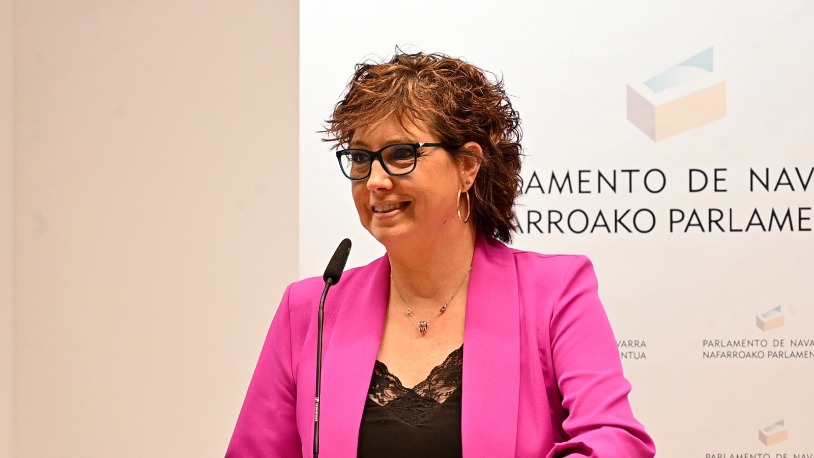 Unzu: “El PSN-PSOE siempre estará del lado de los derechos de la memoria de las víctimas y de la defensa de la paz”