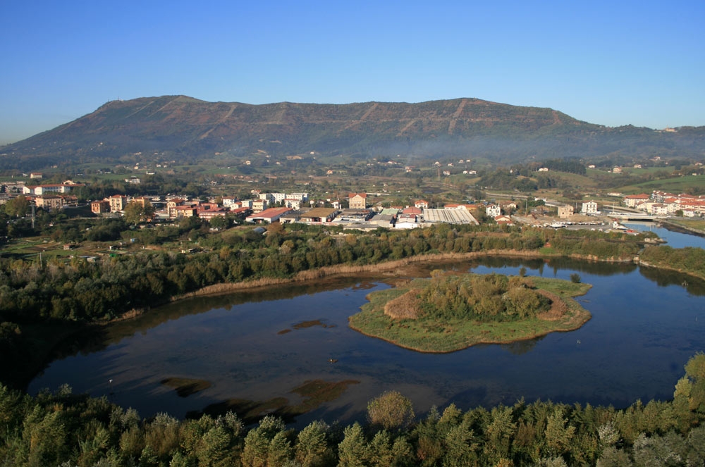 La Unión Europea impulsa la restauración de humedales con el proyecto LIFE HumedalES en los que se encuentra Euskadi
