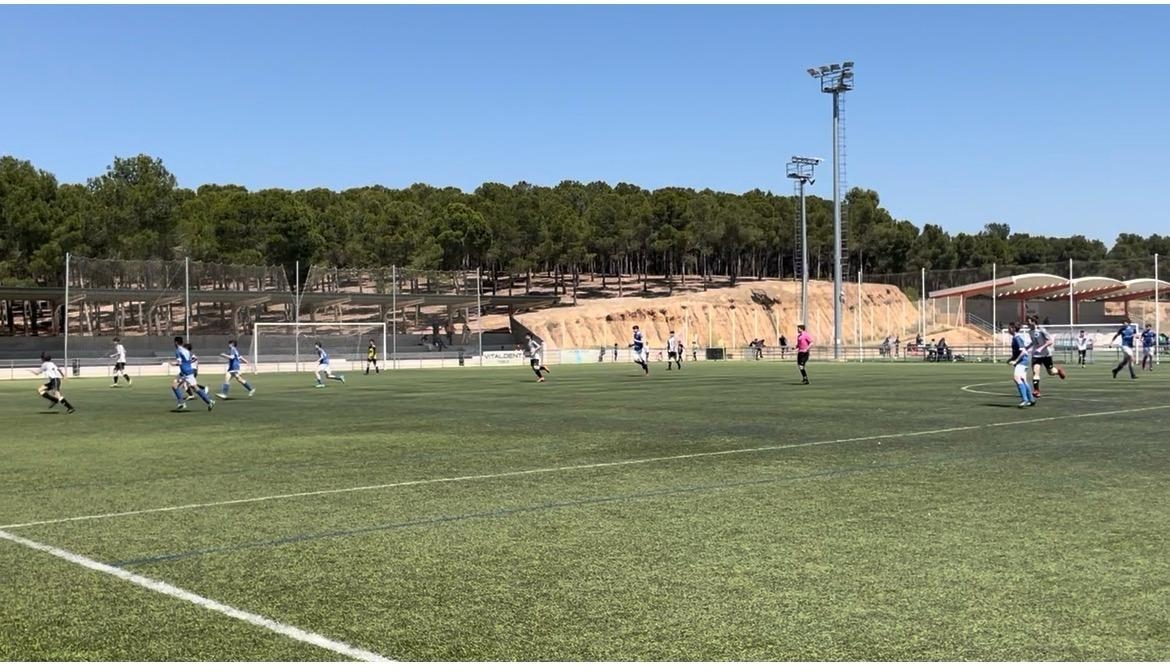 Altercado en un campo de fútbol del Lourdes: identifican a dos jugadores por agredirse mutuamente 