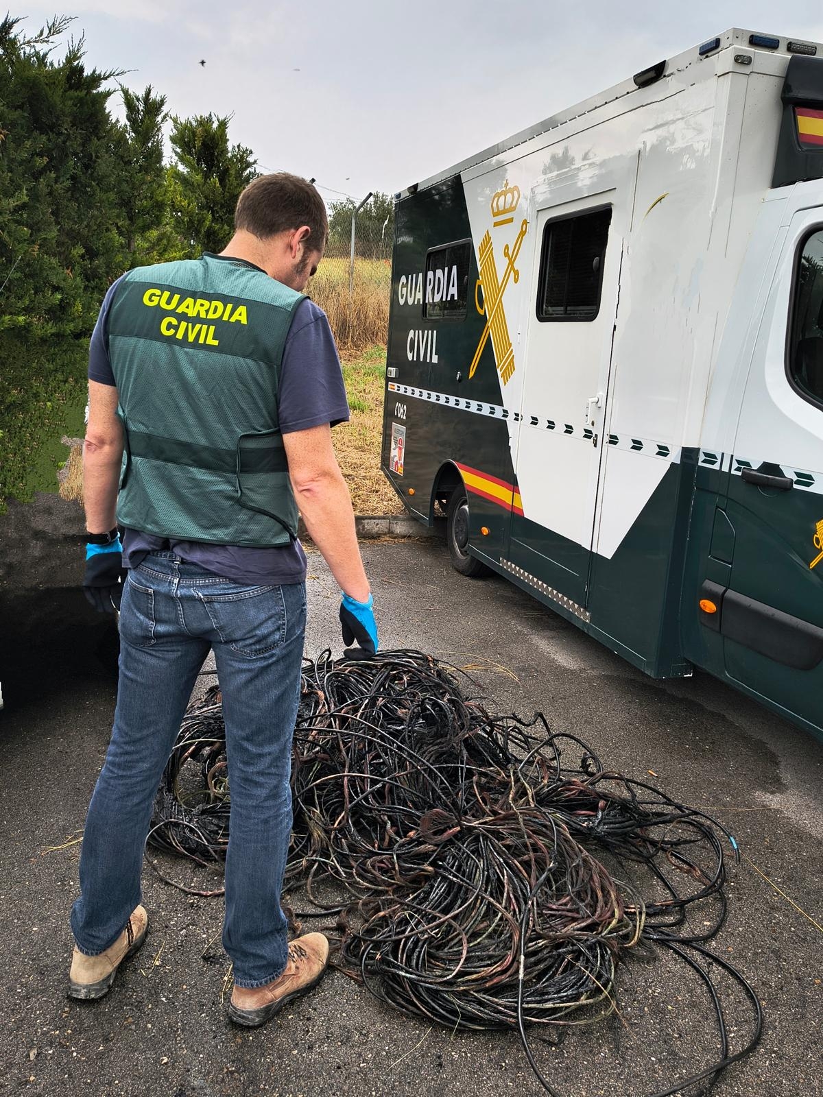 Guardia Civil desarticula en Tierra Estella una trama de fraude laboral y falsedad documental en el sector del metal