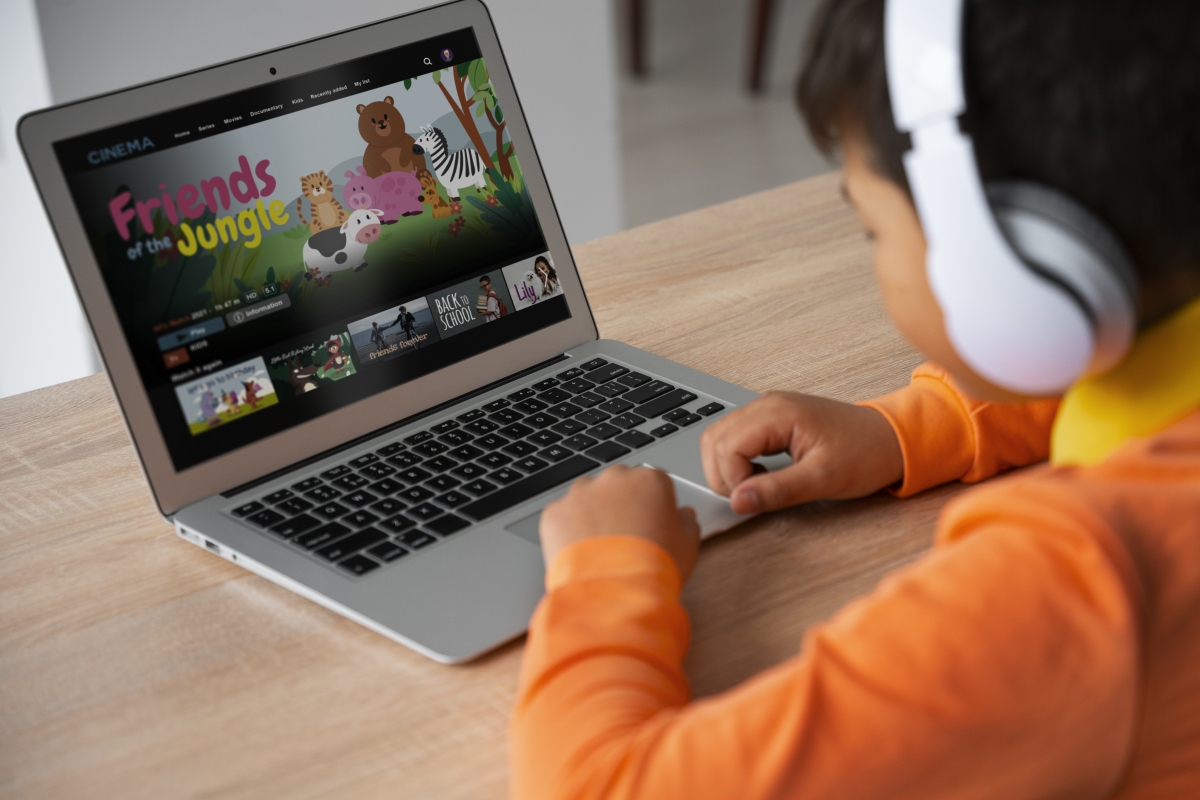 Un estudio de la Universidad de Navarra advierte de publicidad encubierta en canales de kidfluencers en YouTube