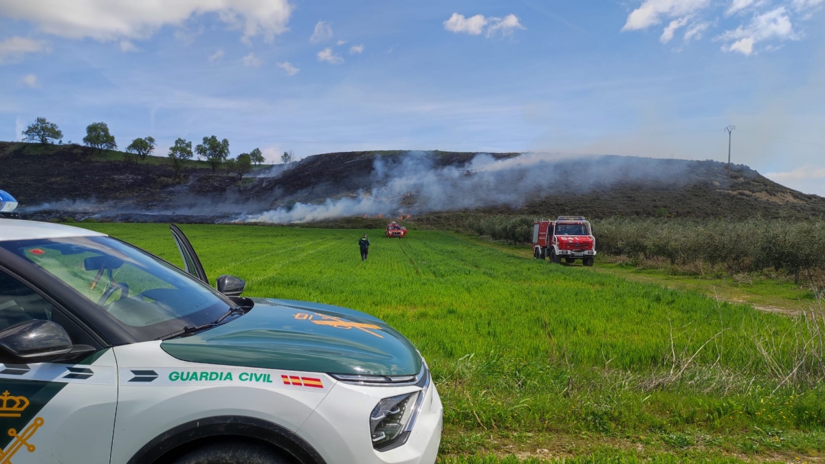 Incendio en Lerín tras descontrolarse una quema autorizada, sin daños personales