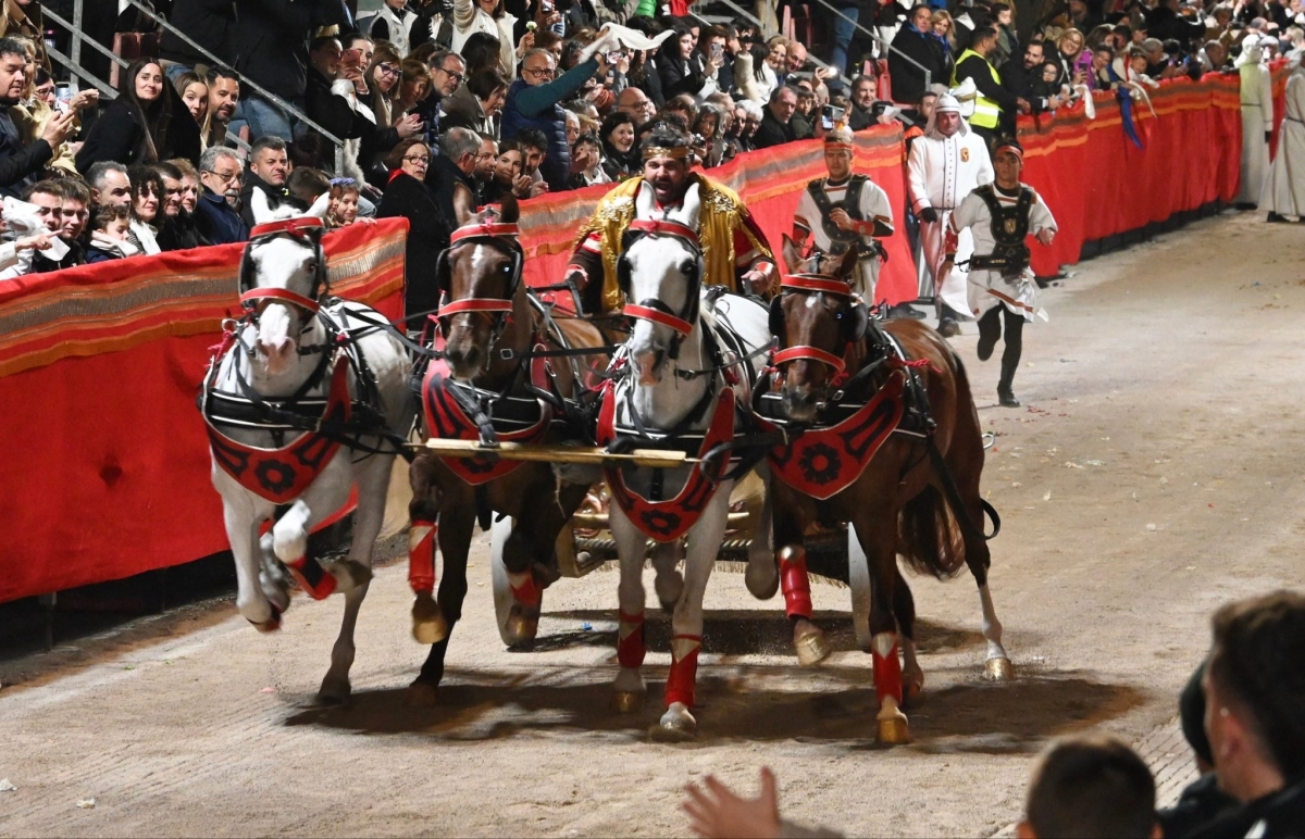 El presidente murciano López Miras se mete en la piel de Teodosio el Grande en Lorca