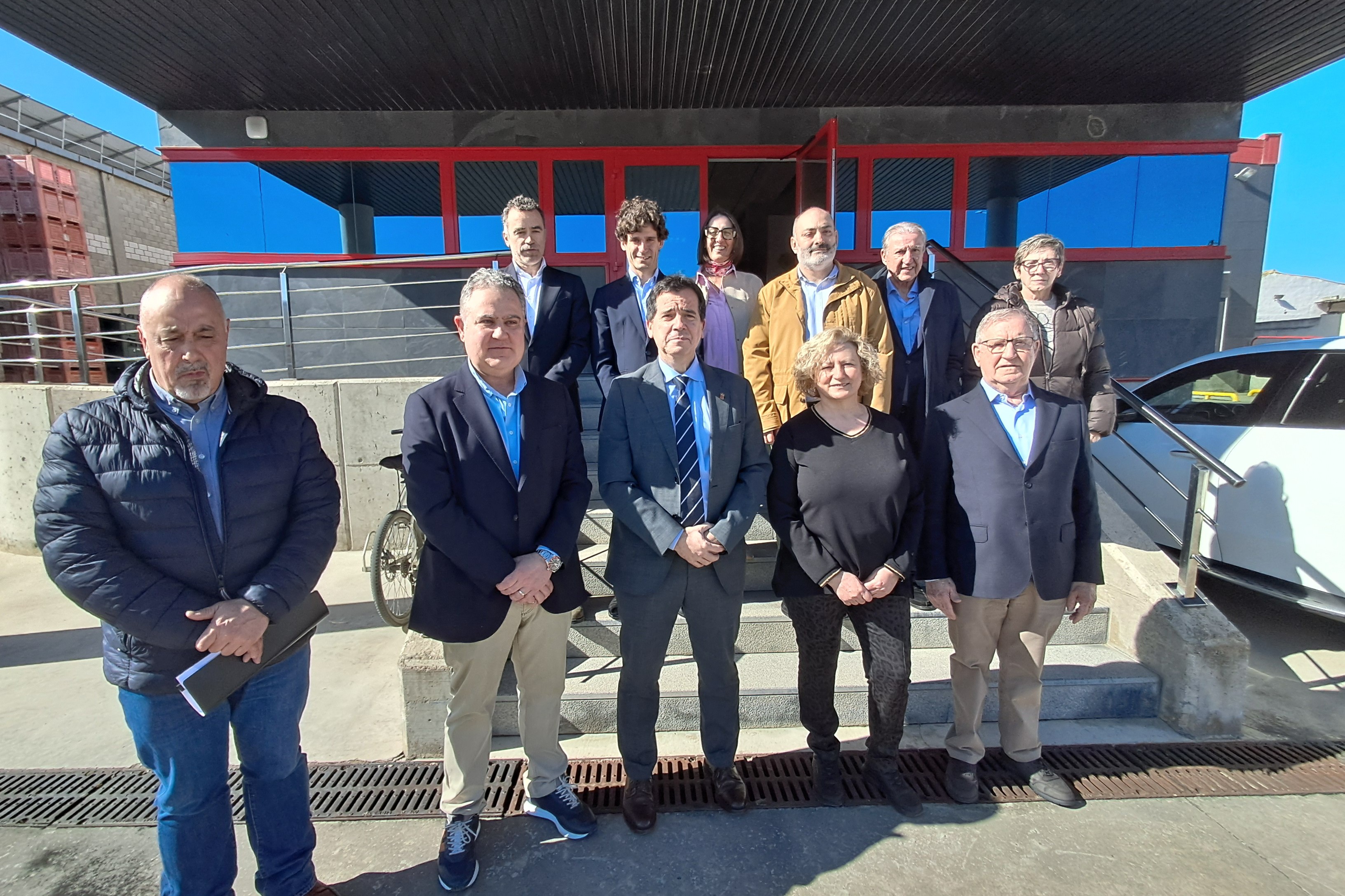 El consejero Irujo visita Solano Logística en Andosilla para conocer sus proyectos de digitalización con IA