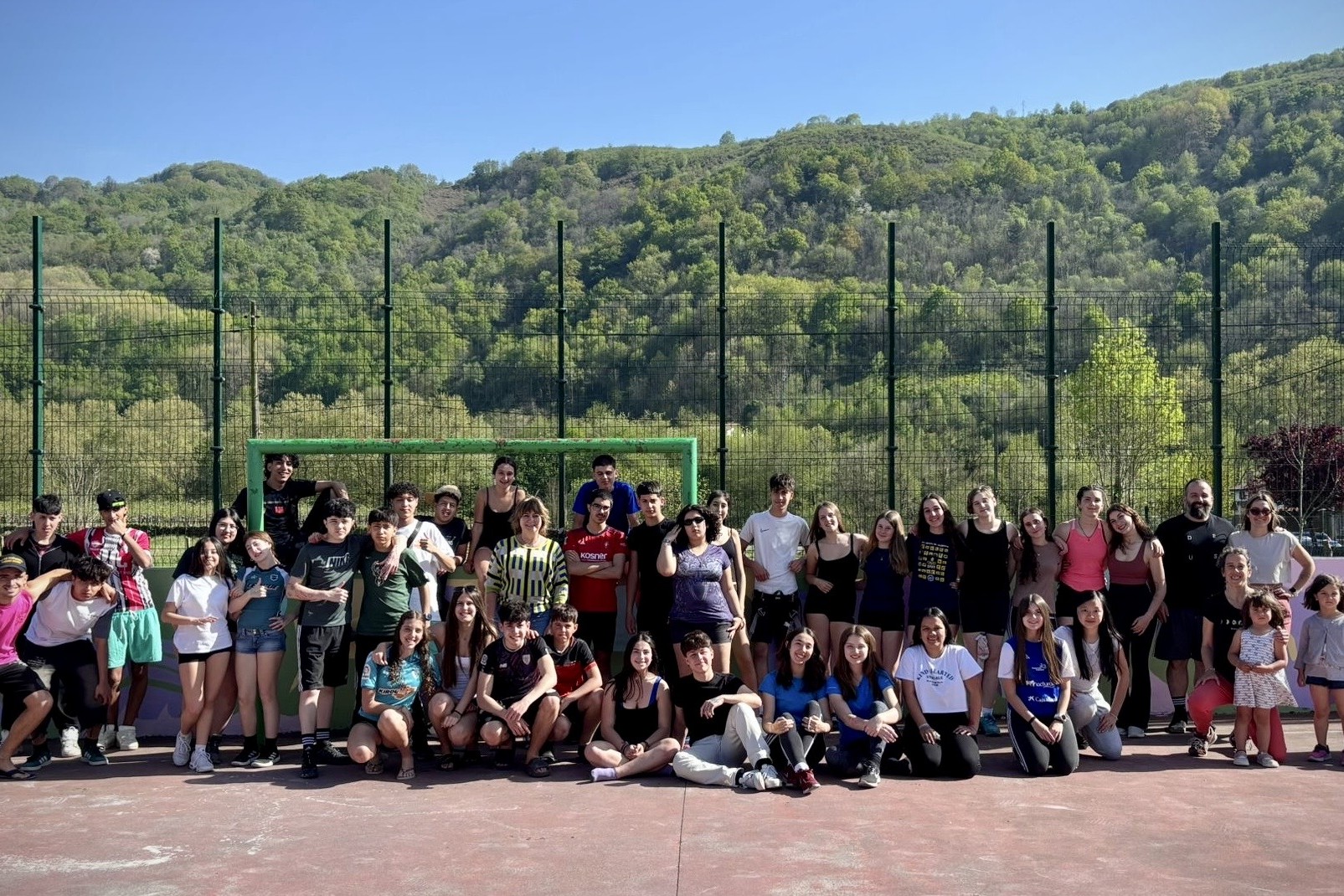 El Gobierno de Navarra impulsa en Narbarte un campamento juvenil para formar agentes de convivencia