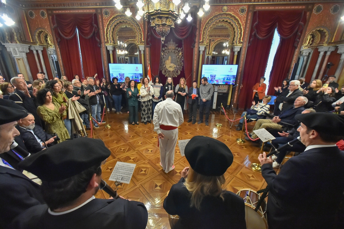 Bilbao premia a tres entidades y a la doctora Sonia Gaztambide por su labor en el Día Mundial de la Salud