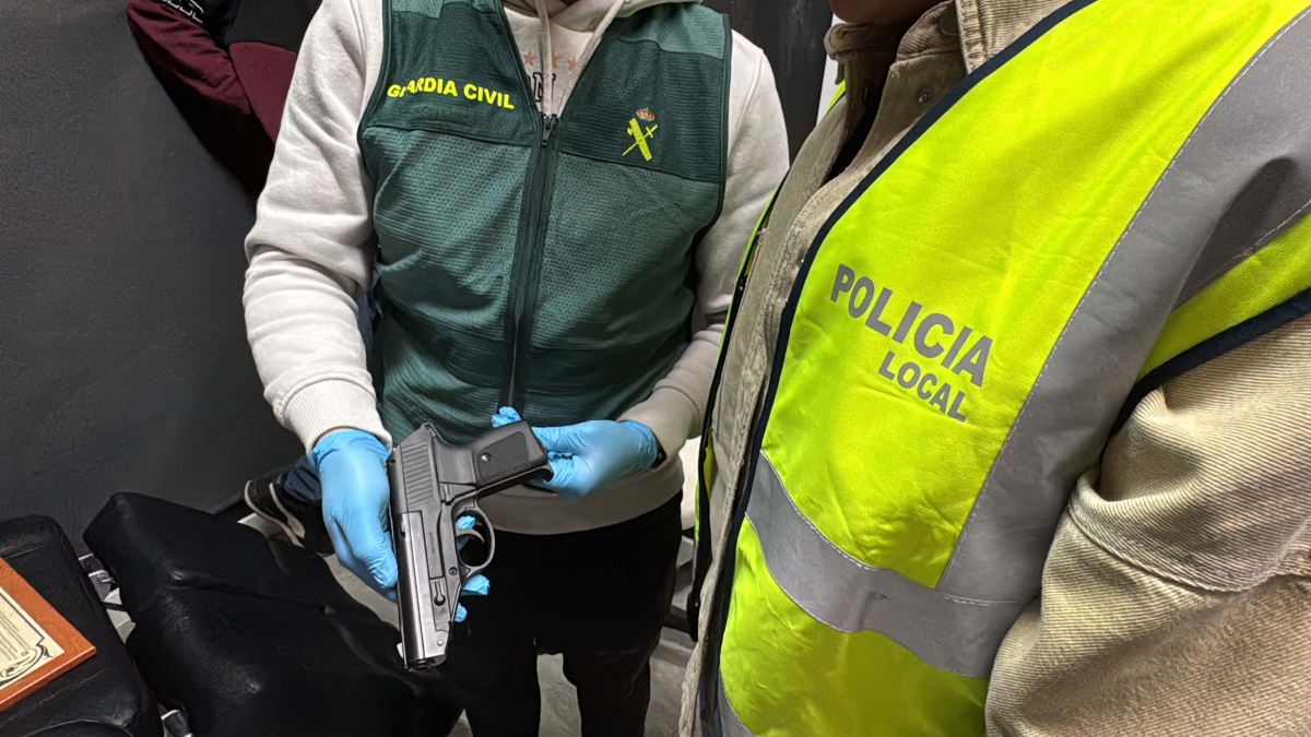 Desmantelado un punto de venta de droga en Logroño oculto en un negocio ilegal de tatuajes y piercings
