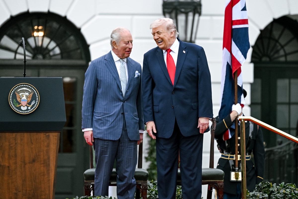 Carlos III despliega sus encantos ante Trump en Washington en una visita marcada por la diplomacia
