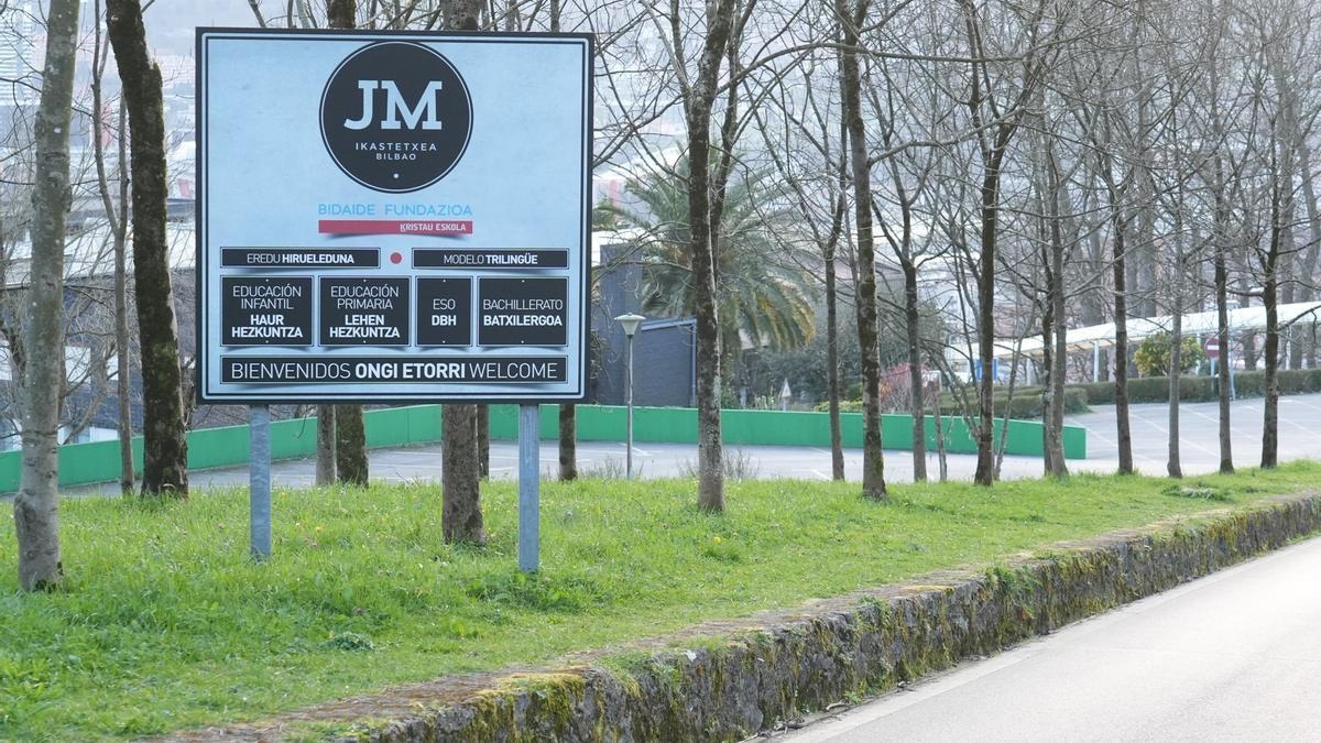 El TSJPV declara nulo el despido colectivo de 59 docentes del colegio Jesús María Ikastetxea de Bilbao